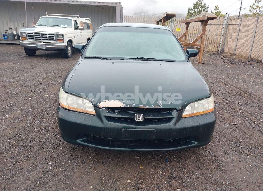 Photo 6 of 1998 Honda Accord LX (VIN 1HGCG564XWA020602)