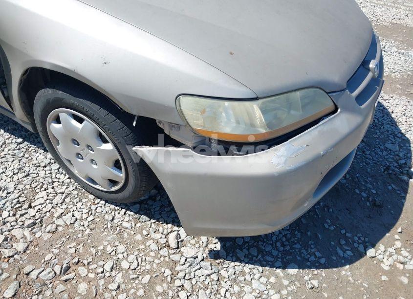 Photo 12 of 1998 Honda Accord LX (VIN 1HGCG564XWA090732)