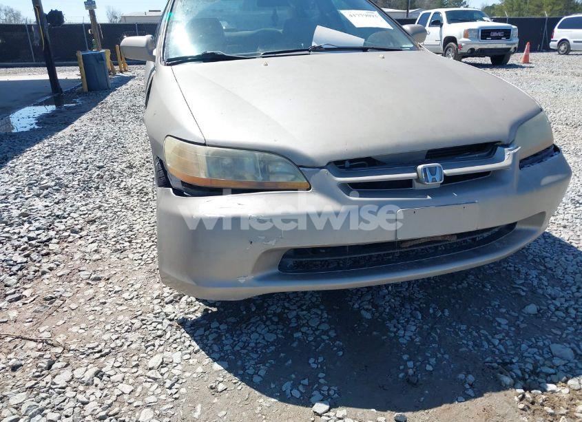 Photo 13 of 1998 Honda Accord LX (VIN 1HGCG564XWA090732)