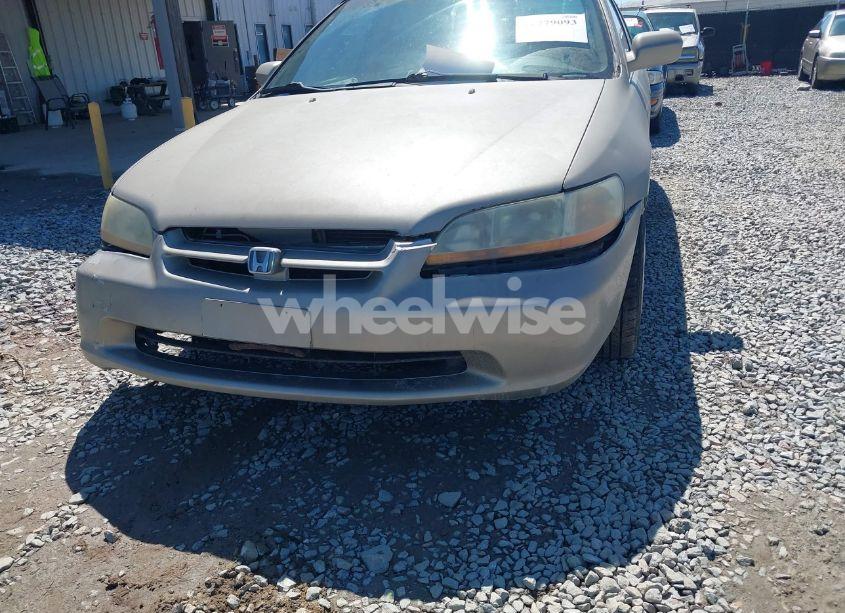 Photo 14 of 1998 Honda Accord LX (VIN 1HGCG564XWA090732)