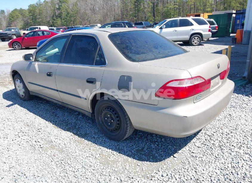 Photo 3 of 1998 Honda Accord LX (VIN 1HGCG564XWA090732)