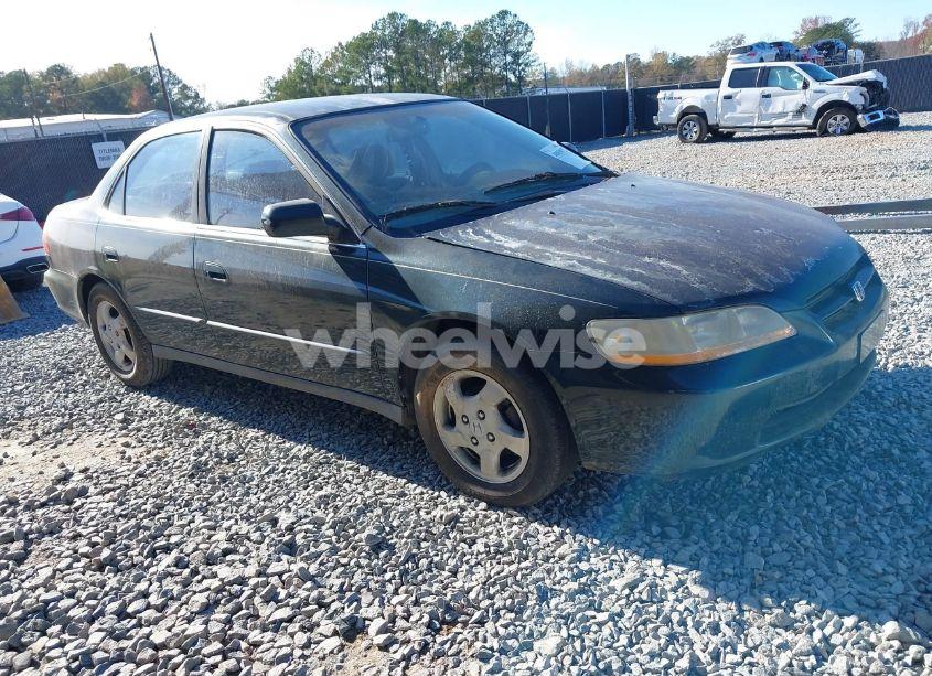 1998 Honda Accord LX (VIN 1HGCG564XWA164540) main photo