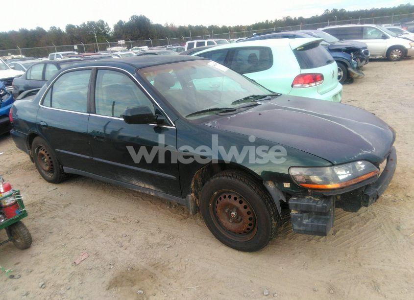 1999 Honda Accord LX (VIN 1HGCG564XXA055366) main photo