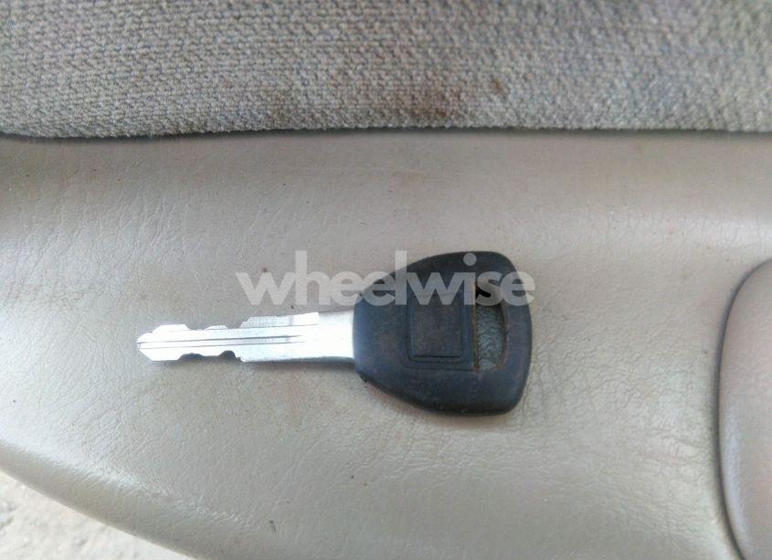 Photo 11 of 1999 Honda Accord LX (VIN 1HGCG564XXA055366)