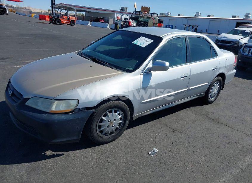 Photo 18 of 2001 Honda Accord 2.3 LX (VIN 1HGCG56501A025325)