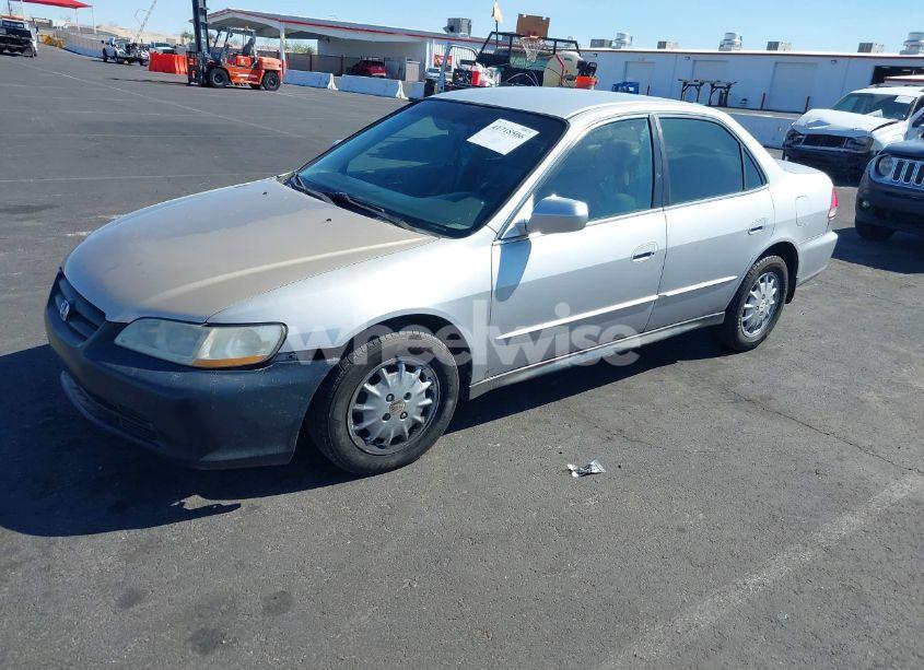 Photo 2 of 2001 Honda Accord 2.3 LX (VIN 1HGCG56501A025325)
