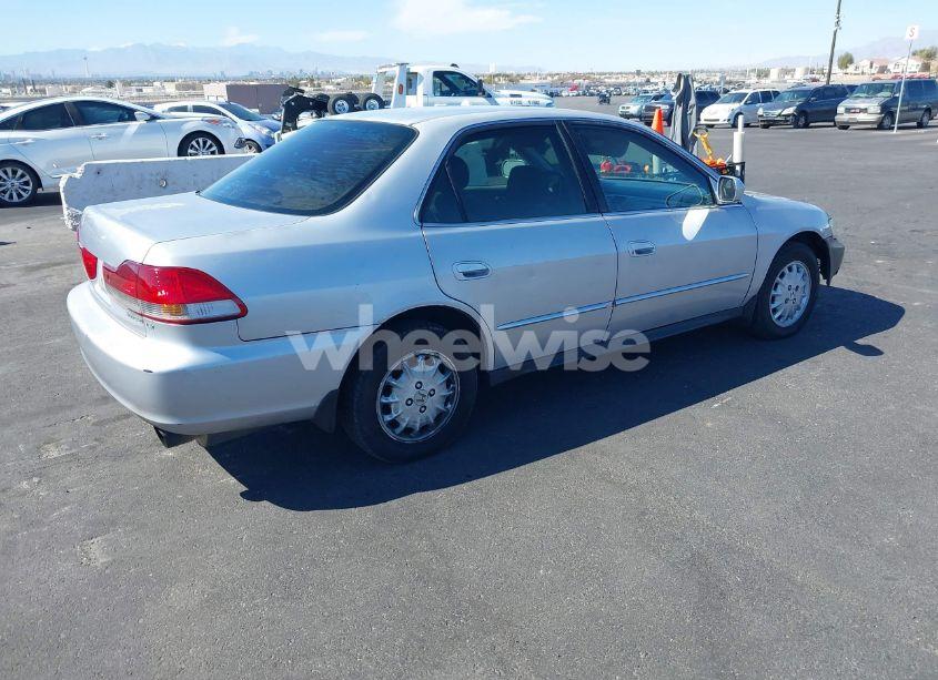 Photo 4 of 2001 Honda Accord 2.3 LX (VIN 1HGCG56501A025325)