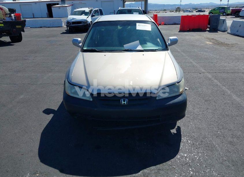 Photo 6 of 2001 Honda Accord 2.3 LX (VIN 1HGCG56501A025325)