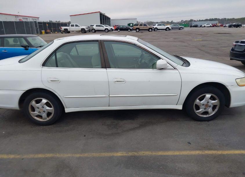 Photo 13 of 1998 Honda Accord EX (VIN 1HGCG5650WA043315)