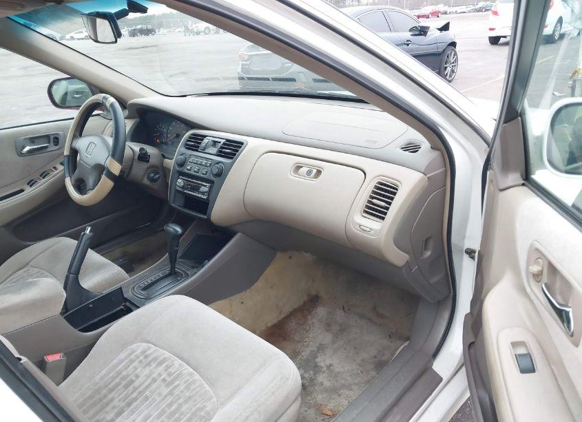 Photo 5 of 1998 Honda Accord EX (VIN 1HGCG5650WA043315)