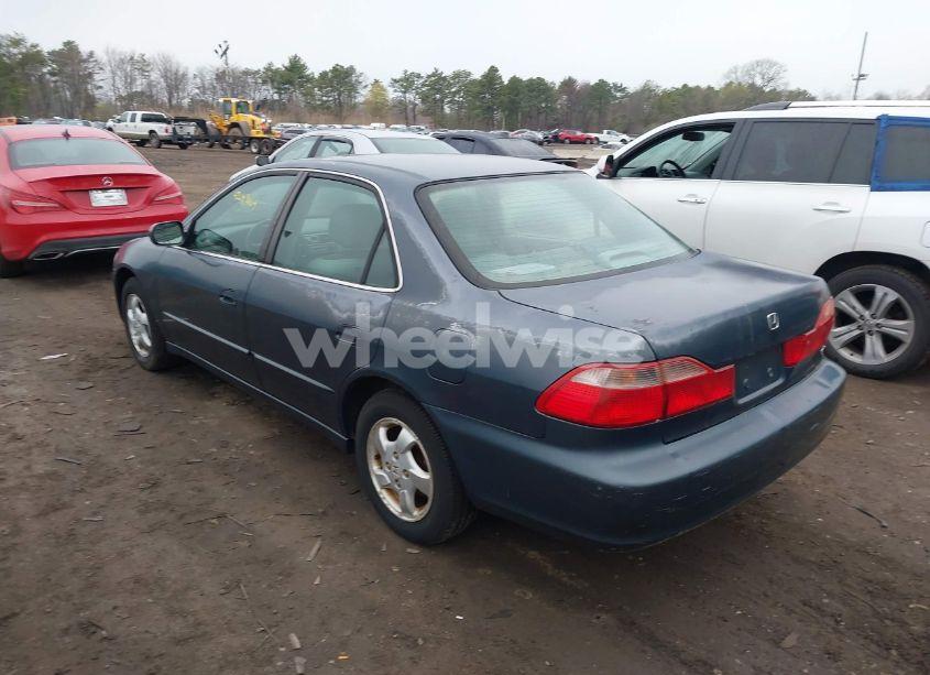 Photo 3 of 1998 Honda Accord EX (VIN 1HGCG5651WA152253)