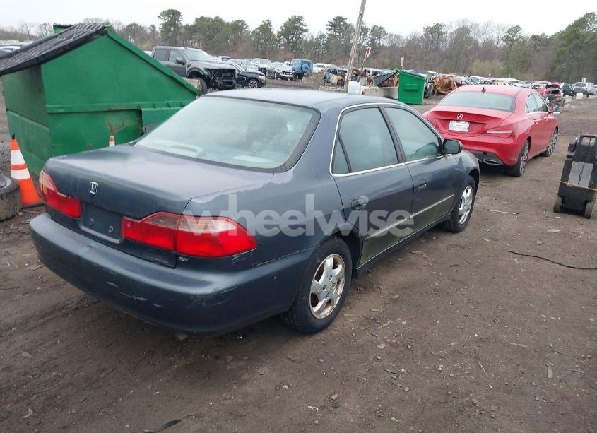Photo 4 of 1998 Honda Accord EX (VIN 1HGCG5651WA152253)