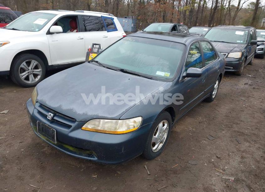 Photo 6 of 1998 Honda Accord EX (VIN 1HGCG5651WA152253)