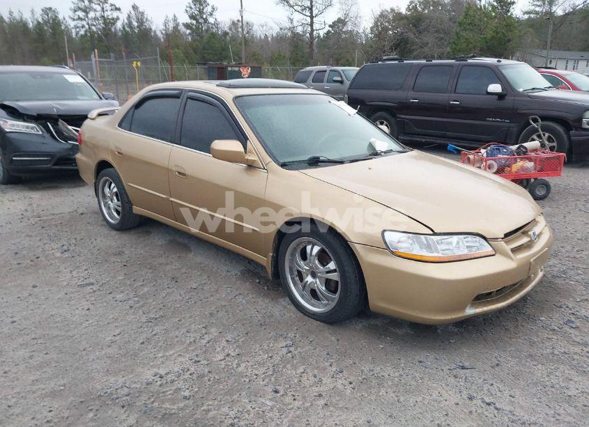 1999 Honda Accord EX (VIN 1HGCG5651XA110487) main photo