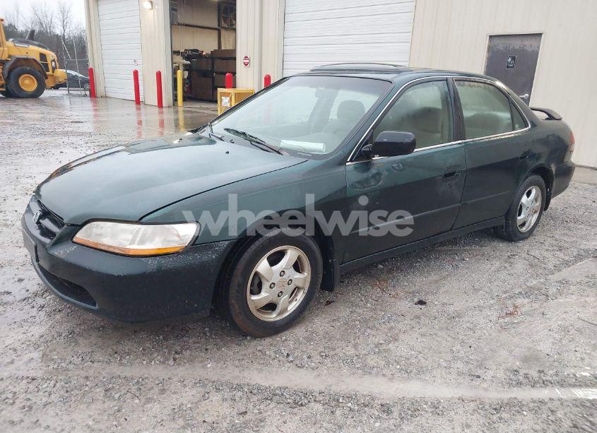 Photo 2 of 1999 Honda Accord EX (VIN 1HGCG5651XA146342)