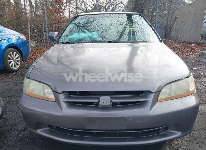Photo 12 of 2000 Honda Accord 2.3 EX (VIN 1HGCG5651YA129056)