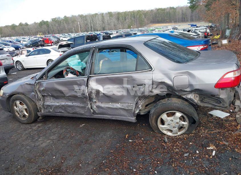 Photo 14 of 2000 Honda Accord 2.3 EX (VIN 1HGCG5651YA129056)