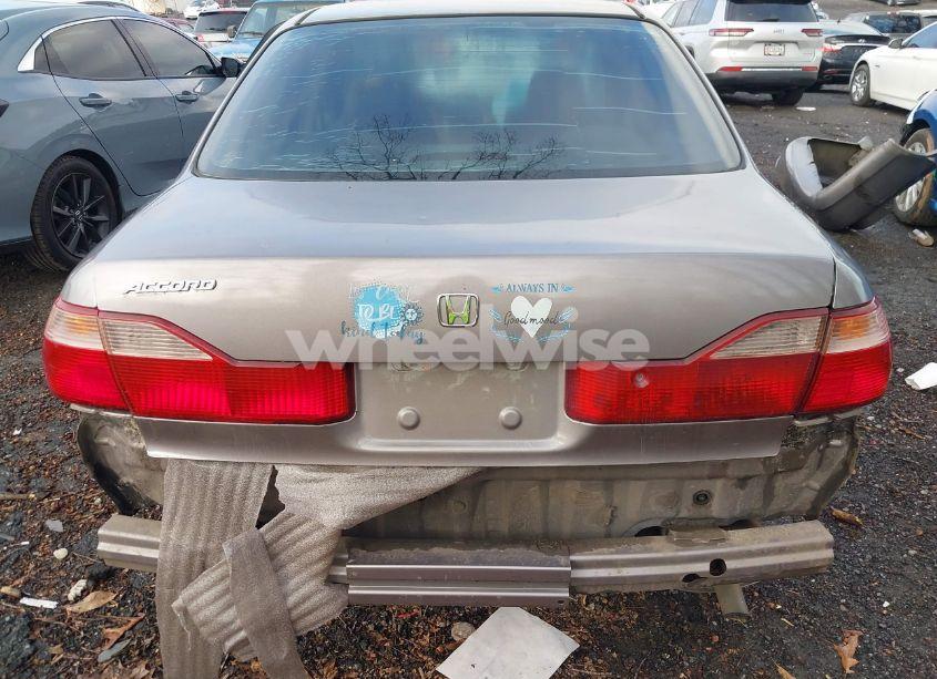 Photo 16 of 2000 Honda Accord 2.3 EX (VIN 1HGCG5651YA129056)