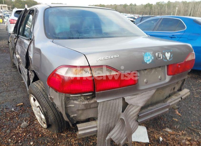 Photo 19 of 2000 Honda Accord 2.3 EX (VIN 1HGCG5651YA129056)