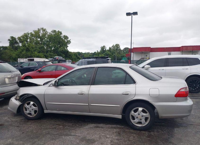 Photo 14 of 1998 Honda Accord EX (VIN 1HGCG5653WA057063)