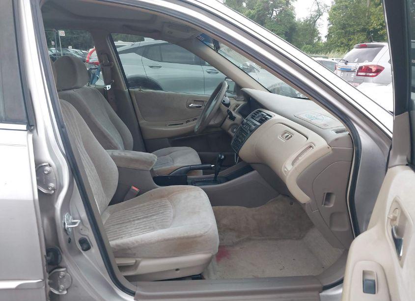 Photo 5 of 1998 Honda Accord EX (VIN 1HGCG5653WA057063)