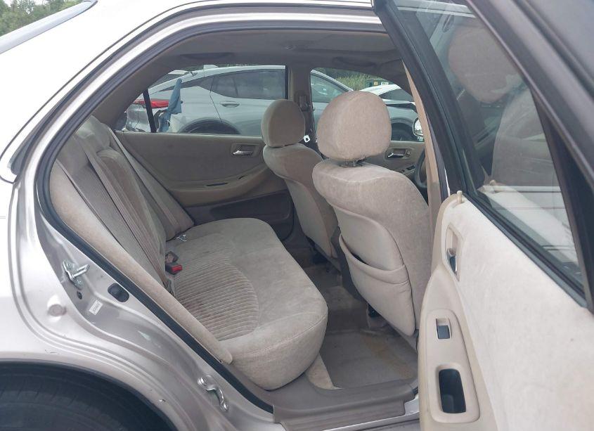 Photo 8 of 1998 Honda Accord EX (VIN 1HGCG5653WA057063)