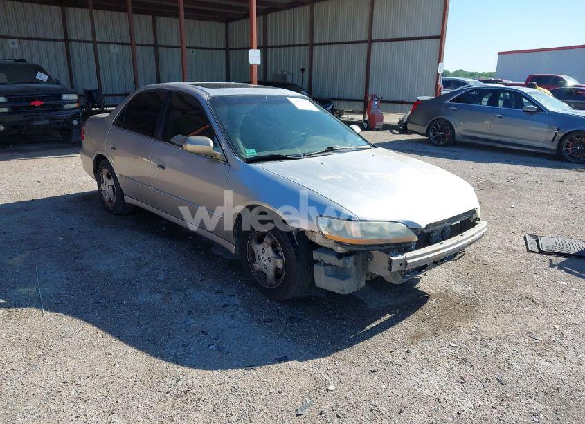 1998 Honda Accord EX (VIN 1HGCG5653WA223517) main photo