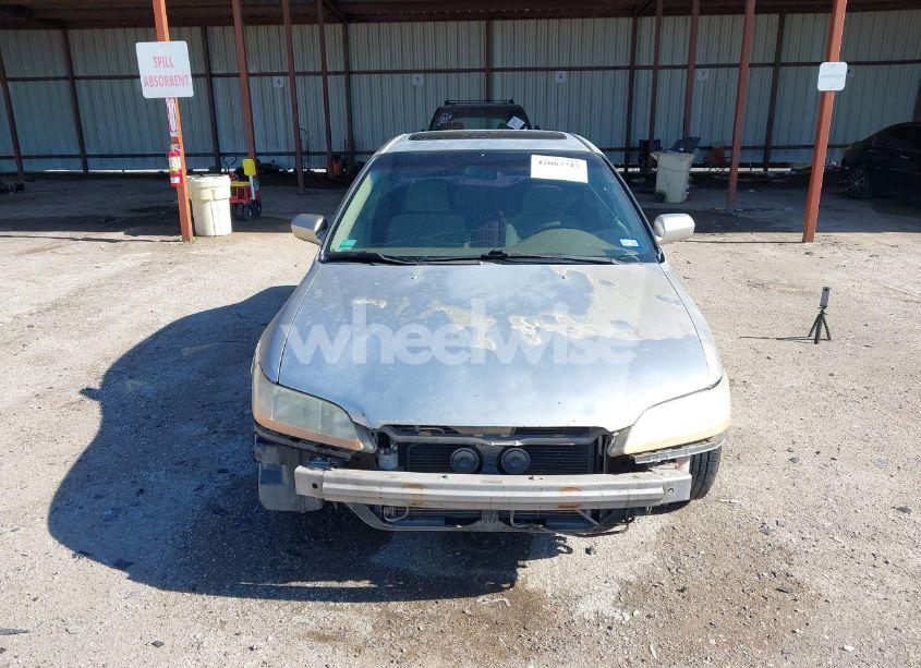 Photo 12 of 1998 Honda Accord EX (VIN 1HGCG5653WA223517)