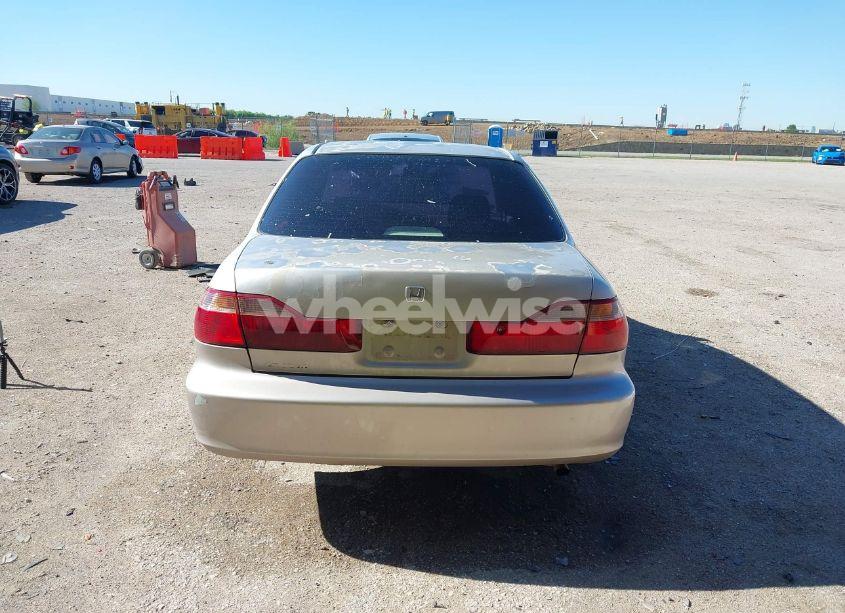 Photo 16 of 1998 Honda Accord EX (VIN 1HGCG5653WA223517)