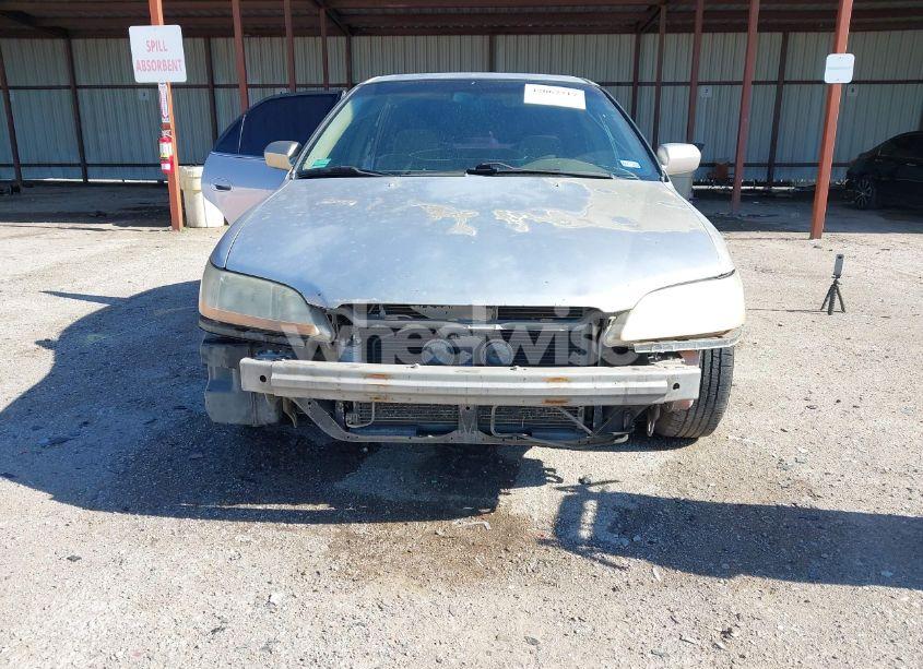 Photo 6 of 1998 Honda Accord EX (VIN 1HGCG5653WA223517)