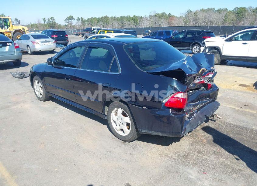 Photo 3 of 1998 Honda Accord EX (VIN 1HGCG5653WA270112)