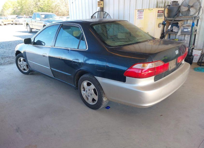 Photo 3 of 1999 Honda Accord EX (VIN 1HGCG5653XA149713)