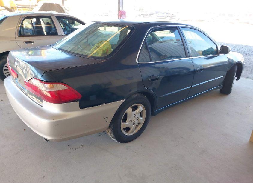 Photo 4 of 1999 Honda Accord EX (VIN 1HGCG5653XA149713)