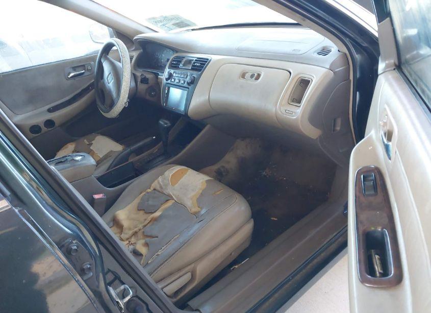 Photo 5 of 1999 Honda Accord EX (VIN 1HGCG5653XA149713)