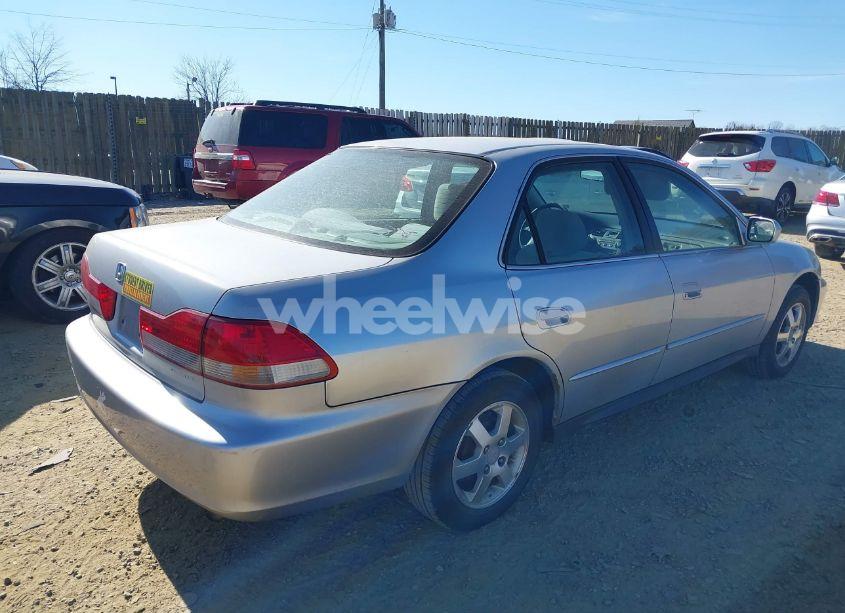 Photo 4 of 2002 Honda Accord 2.3 LX (VIN 1HGCG56542A144609)