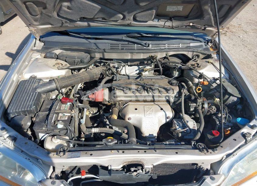 Photo 10 of 1998 Honda Accord EX (VIN 1HGCG5654WA002024)