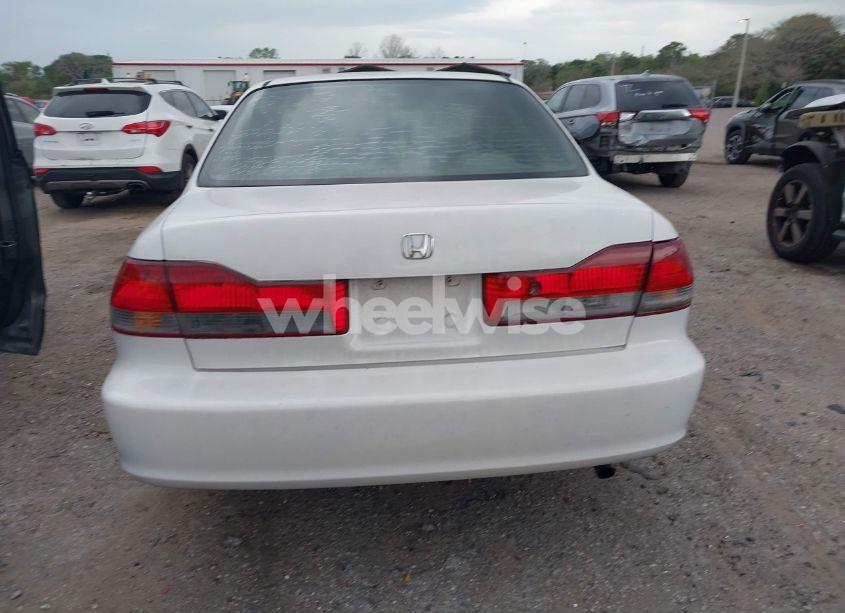 Photo 16 of 1998 Honda Accord EX (VIN 1HGCG5654WA200179)