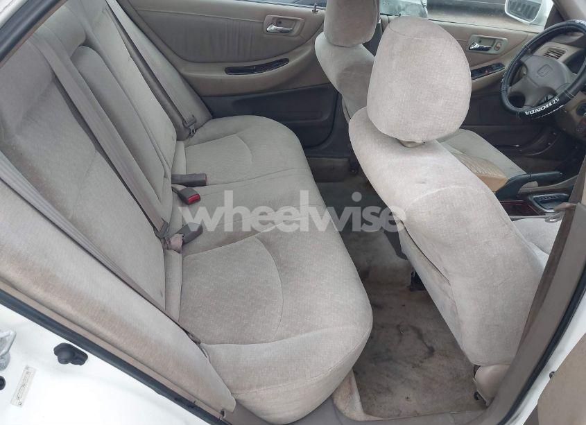 Photo 8 of 1998 Honda Accord EX (VIN 1HGCG5654WA200179)