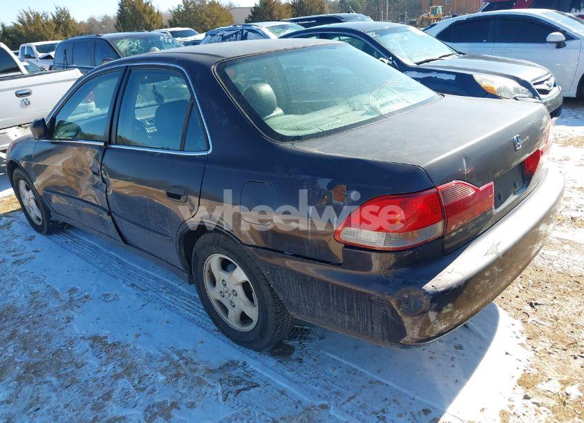 Photo 3 of 1999 Honda Accord EX (VIN 1HGCG5654XA043559)