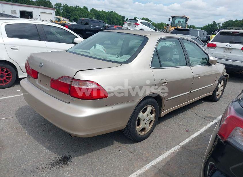 Photo 4 of 2000 Honda Accord 2.3 EX (VIN 1HGCG5654YA014791)