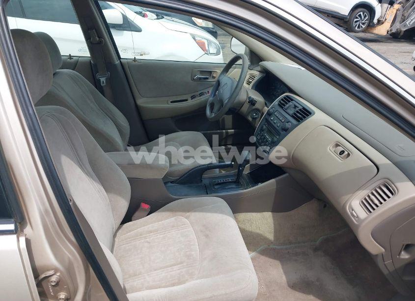 Photo 5 of 2000 Honda Accord 2.3 EX (VIN 1HGCG5654YA014791)