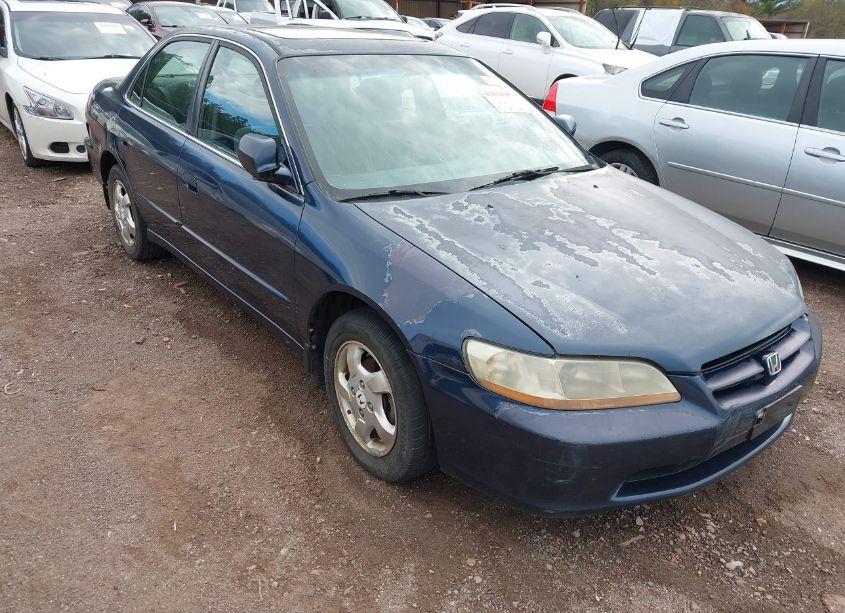 2000 Honda Accord 2.3 EX (VIN 1HGCG5654YA034586) main photo