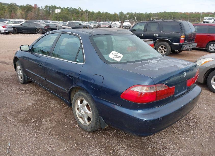 Photo 3 of 2000 Honda Accord 2.3 EX (VIN 1HGCG5654YA034586)