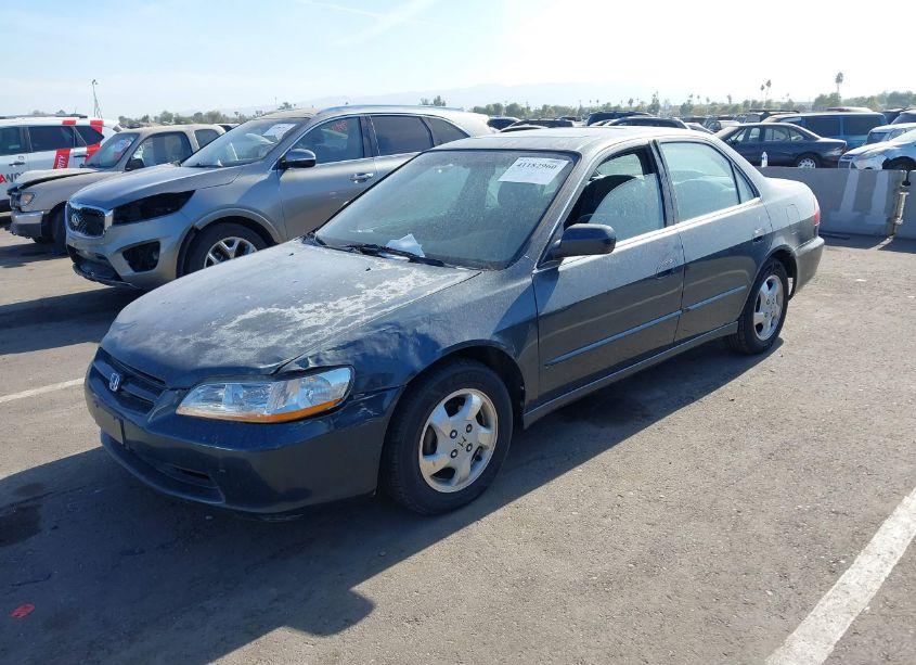 Photo 2 of 1998 Honda Accord EX (VIN 1HGCG5655WA058649)