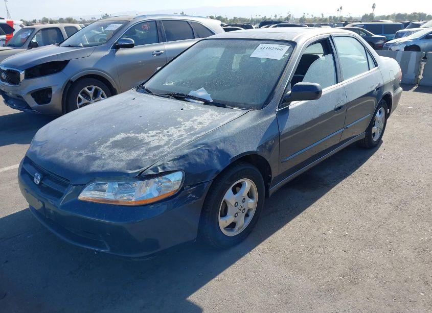 Photo 6 of 1998 Honda Accord EX (VIN 1HGCG5655WA058649)