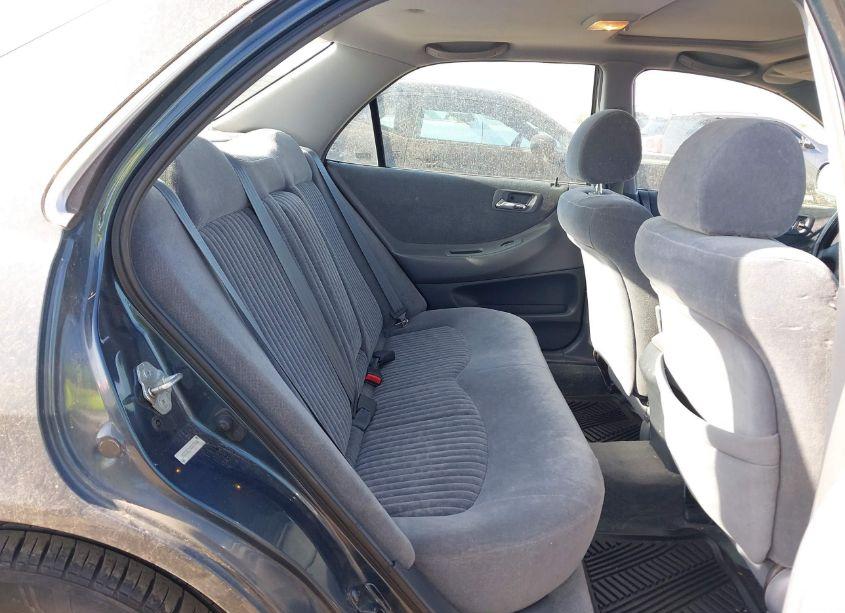 Photo 8 of 1998 Honda Accord EX (VIN 1HGCG5655WA058649)