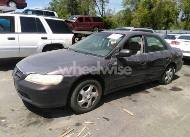 Photo 2 of 1998 Honda Accord EX (VIN 1HGCG5656WA040905)