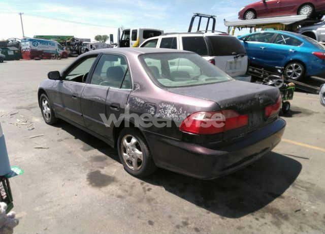 Photo 3 of 1998 Honda Accord EX (VIN 1HGCG5656WA040905)