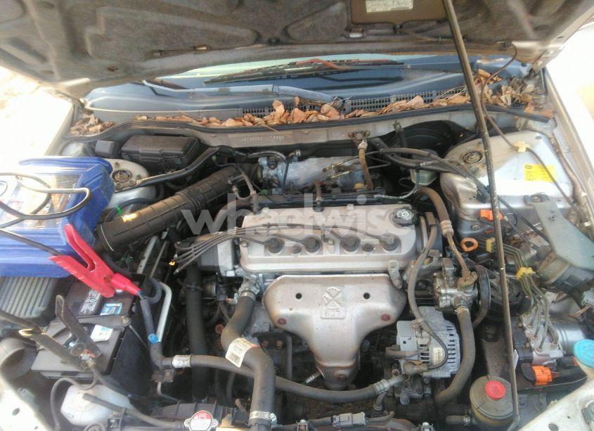 Photo 6 of 1998 Honda Accord EX (VIN 1HGCG5656WA178833)