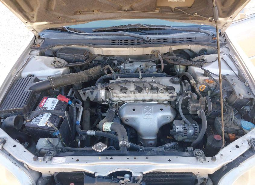 Photo 10 of 1999 Honda Accord EX (VIN 1HGCG5656XA005668)